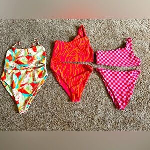 3 Skatie bathing suits - large